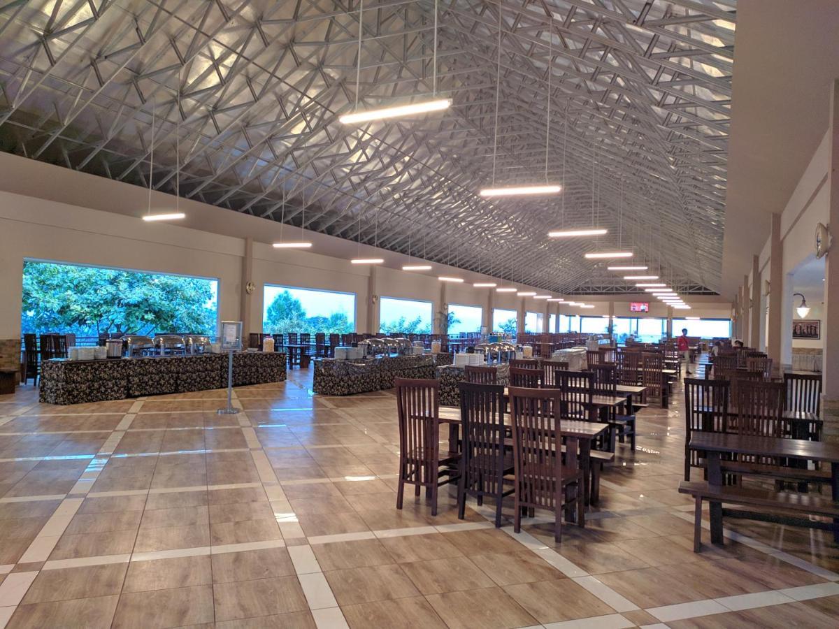 Taman Bukit Palem Resort Bogor Buitenkant foto